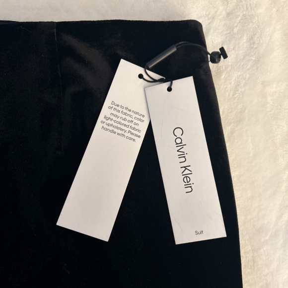Calvin Klein Black Velvet Skirt - Picture 4 of 9